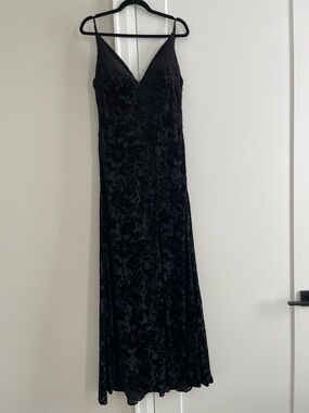 Black Velvet Floral Maxi Slip Dress with V-Neck